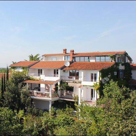 Gargamelo Pension Porec Exterior photo