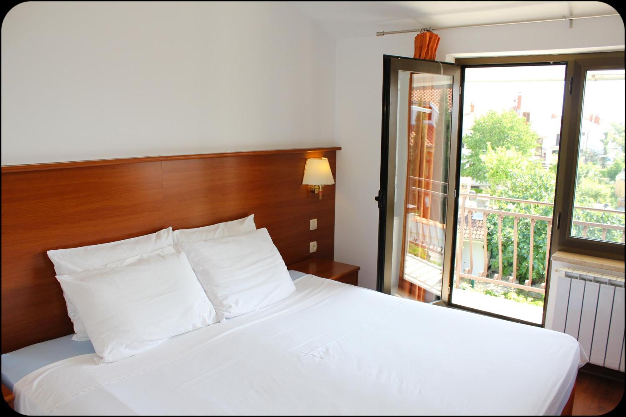 Gargamelo Pension Porec Room photo